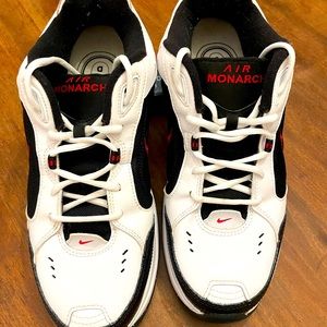 Mens 11.5 Nike shoes